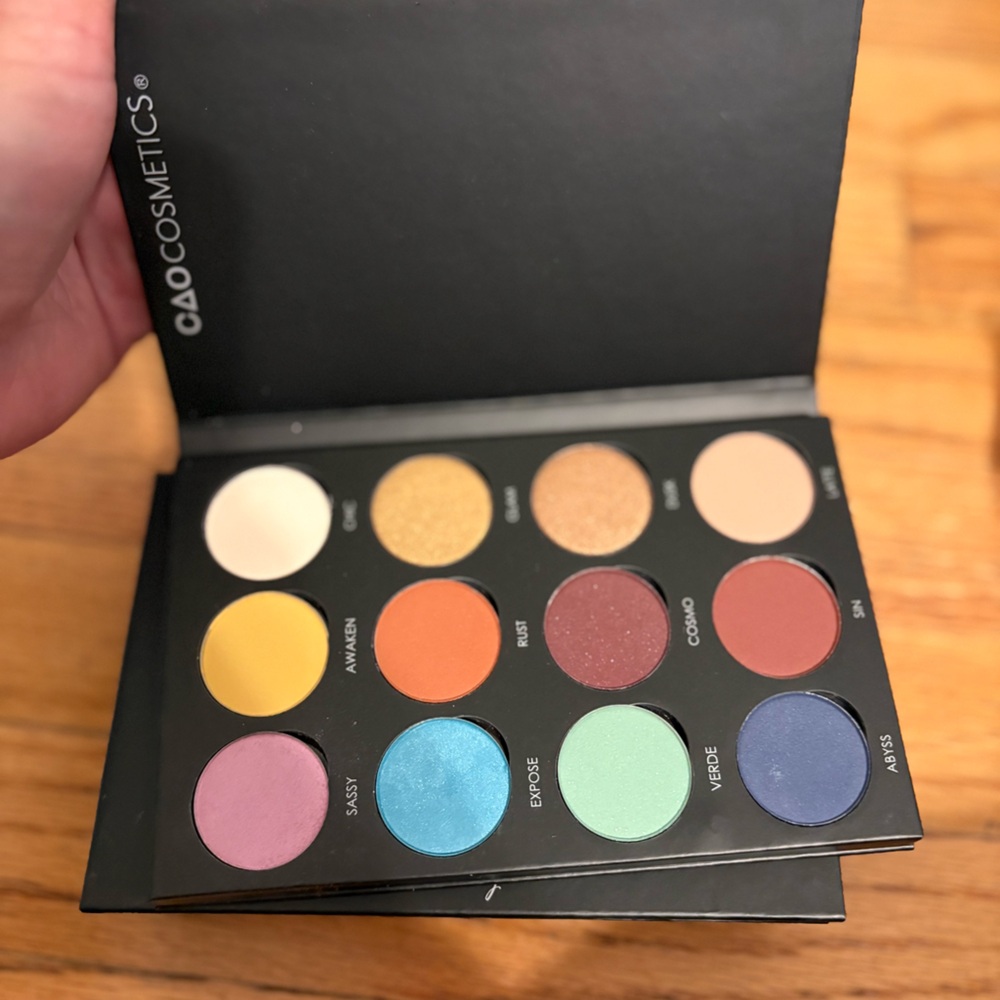 CAO makeup - Picture 11 of 16